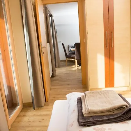 Bio-bauernhof Reiterhof ファームステイ *